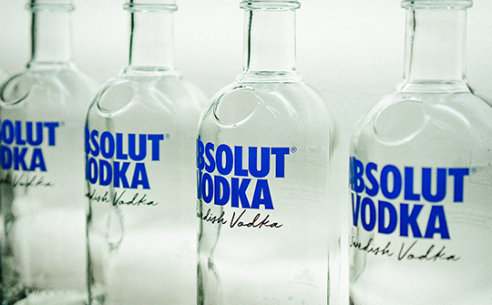 絕對伏特加(Absolut Vodka)包裝設(shè)計.jpeg